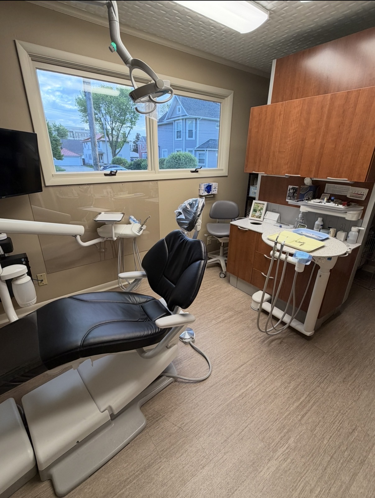 Comfortable and welcoming dental office